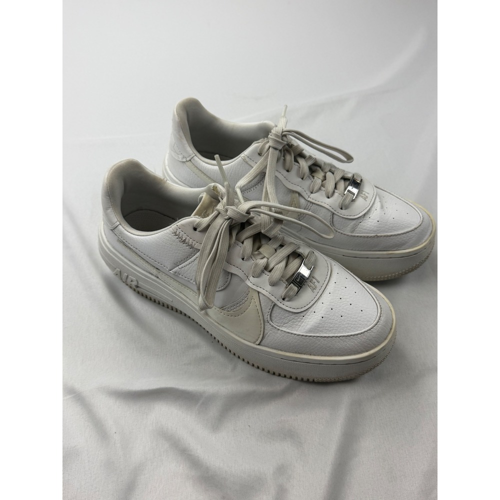 Nike Air Force 1 PLT.AF.ORM Sneakers Womens 8 White Sail DJ9946-100 Platform